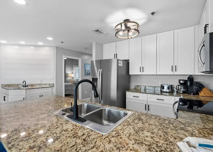 Lighthouse 901 By Youngs Suncoast