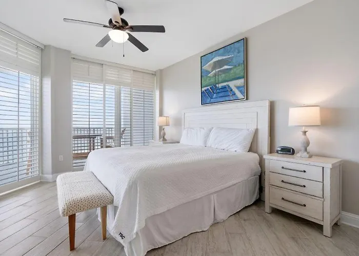 Apartment Lighthouse 901 By Youngs Suncoast