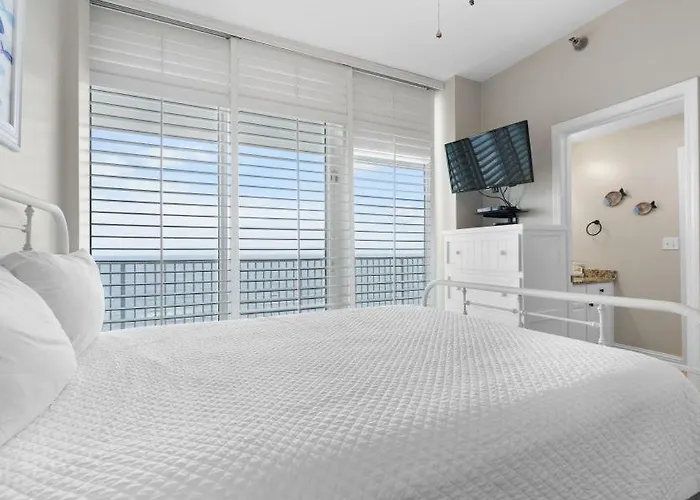 Lighthouse 901 By Youngs Suncoast