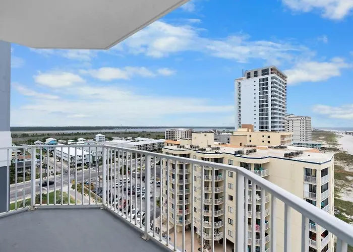 Apartment Lighthouse 901 By Youngs Suncoast